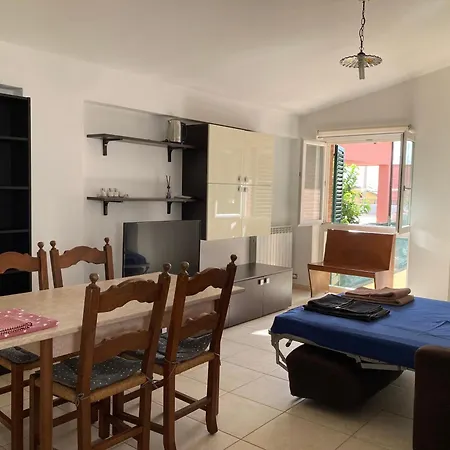 Apartamento Immersa Tra Le Colline, Appartamento, Vicinissima Al Mare E Con Nuova Piscina *