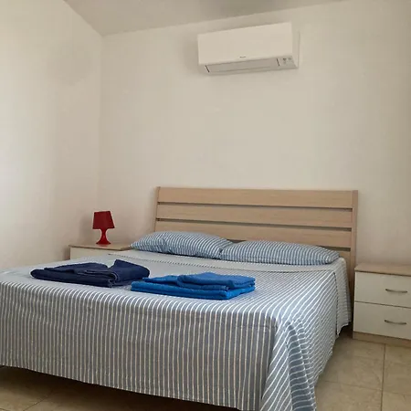 Immersa Tra Le Colline, Appartamento, Vicinissima Al Mare E Con Nuova Piscina Apartamento