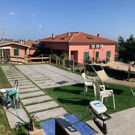 Immersa Tra Le Colline, Appartamento, Vicinissima Al Mare E Con Nuova Piscina Apartament