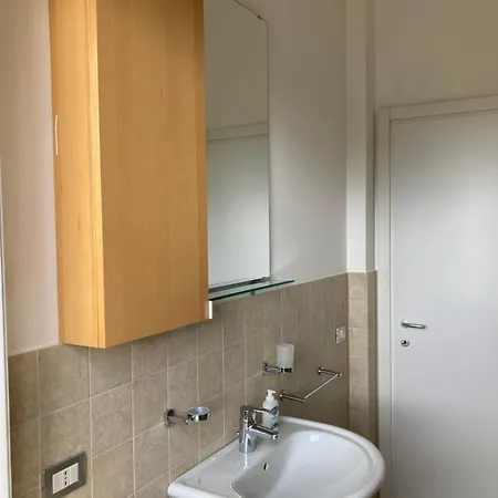 Immersa Tra Le Colline, Appartamento, Vicinissima Al Mare E Con Nuova Piscina Apartamento *