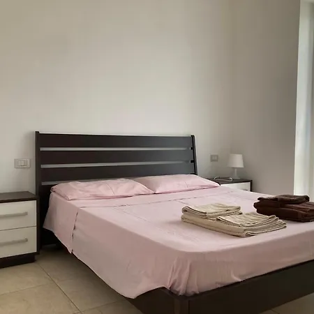 Immersa Tra Le Colline, Appartamento, Vicinissima Al Mare E Con Nuova Piscina سينِغاليا