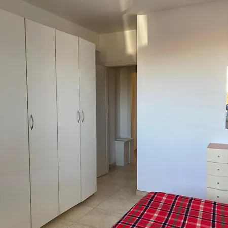 Apartment Immersa Tra Le Colline, Appartamento, Vicinissima Al Mare E Con Nuova Piscina Senigallia