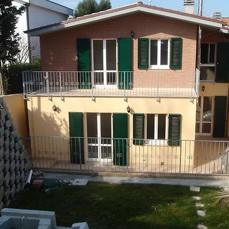 Immersa Tra Le Colline, Vicinissima Al Mare E Con Nuova Piscina Apartment